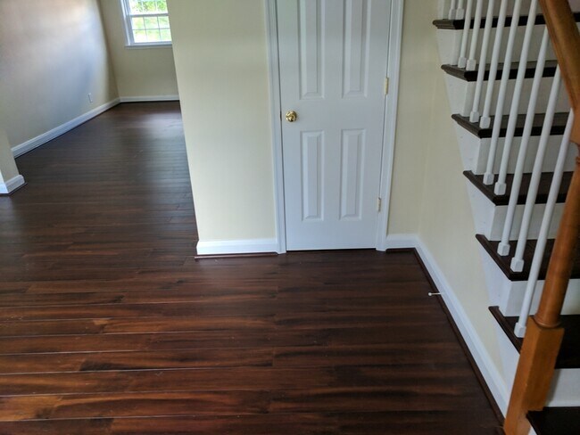 Foto del edificio - 1508 Langford Rd