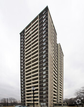 Building Photo - Eastmount Apartments