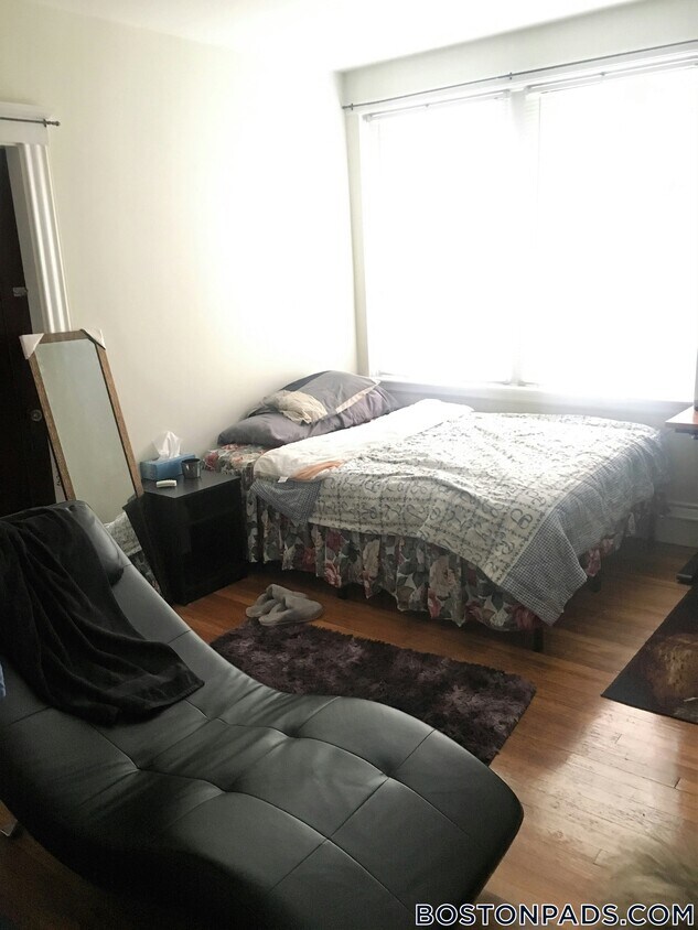 Foto del edificio - 349 Pleasant St