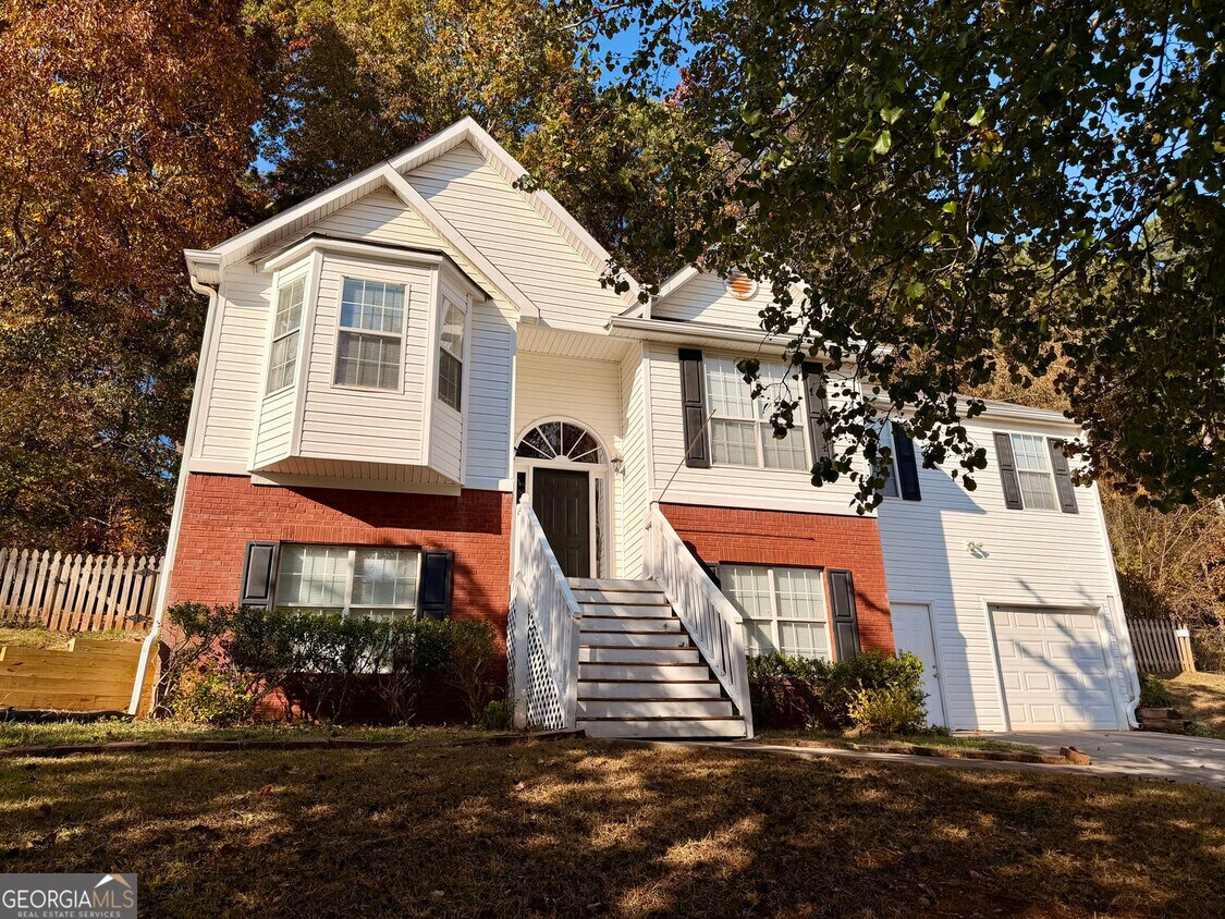 Primary Photo - 604 Victorian Cir