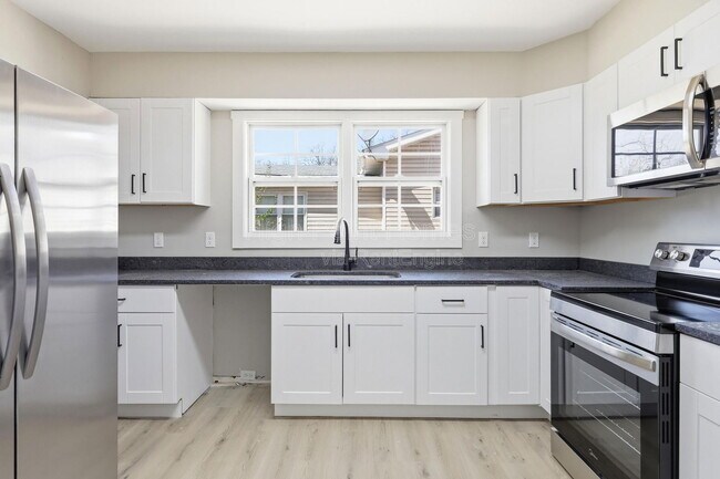 Foto del edificio - 2406 Kirby Ave