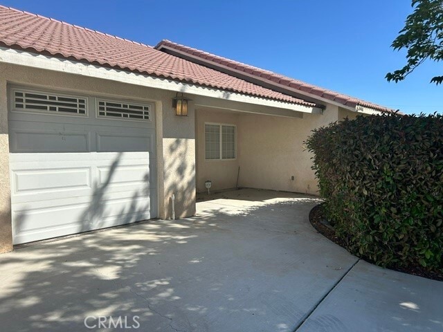Building Photo - 13955 Okesa Rd