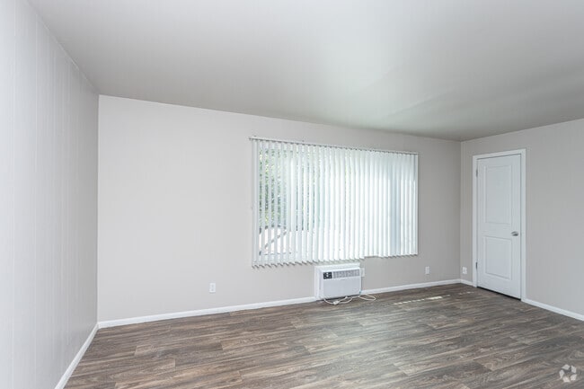 2BR, 1BA - 800SF - Living Room - Azlee