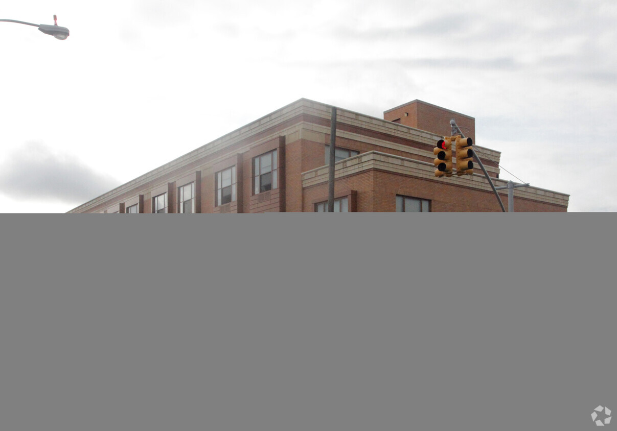 Building Photo - Liberty Avenue Residence