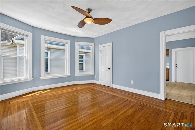 Foto del edificio - 172 Ellsworth Ave