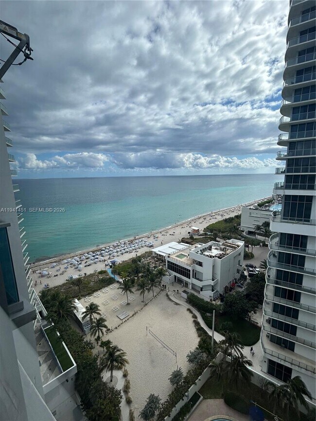 Foto del edificio - 4001 S Ocean Dr