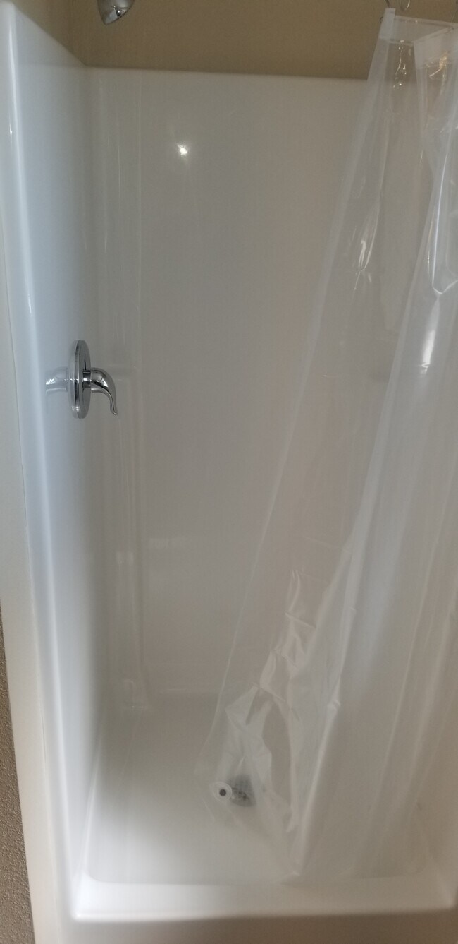 3839 W Prairie Ave Unit 2 bed 2 bath Apartment Hayden w/storage, Hayden