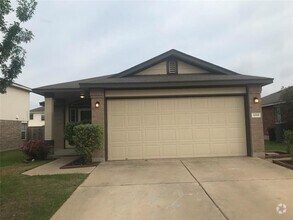 Building Photo - 1018 Gentry Dr