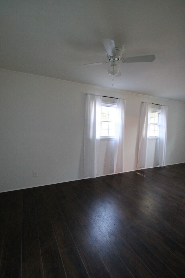 Foto del edificio - Exclusively offered by MUSE REALTY, LLC