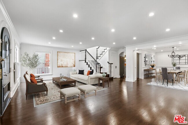 Foto del edificio - 4920 Marathon St