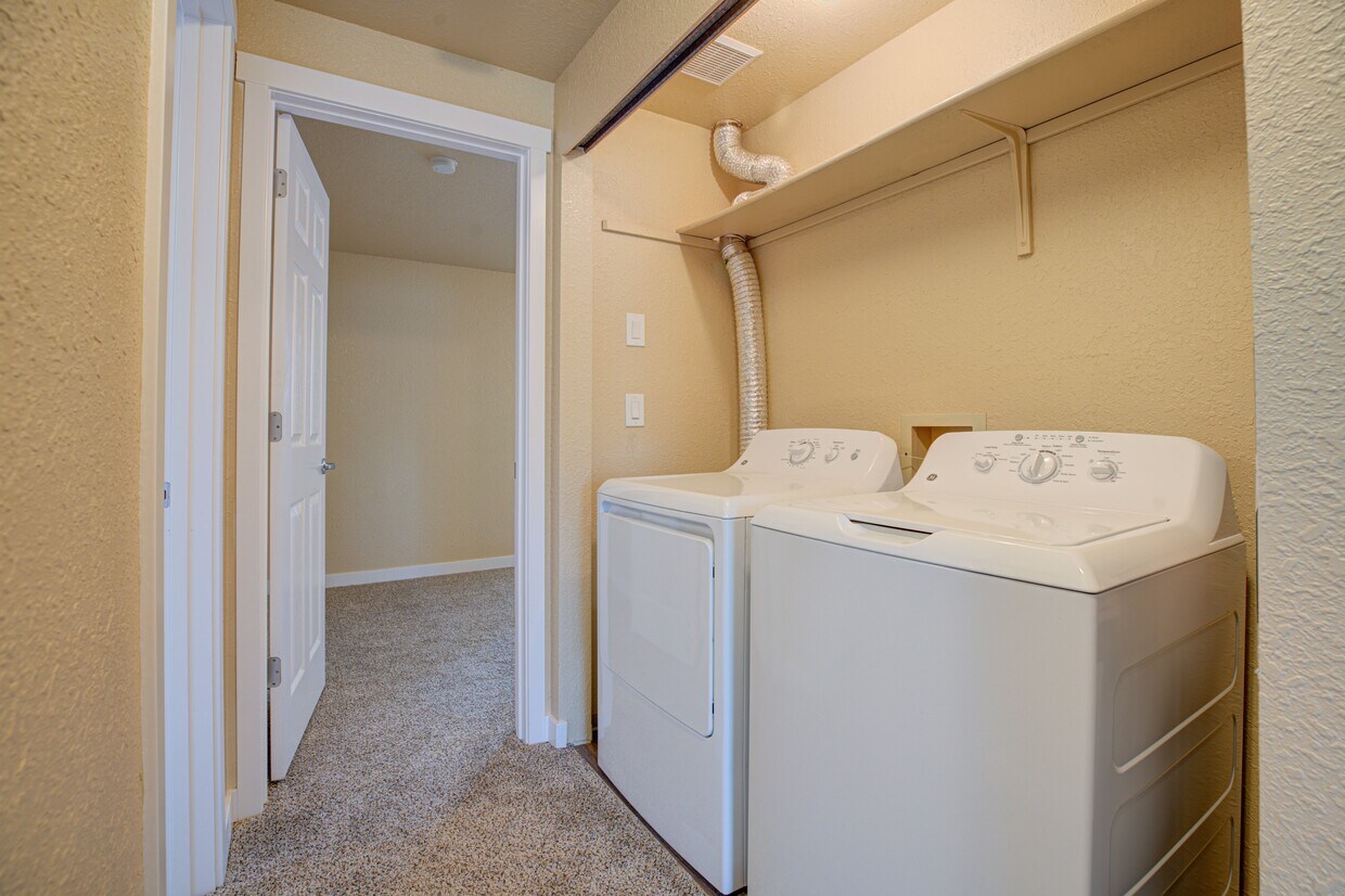 Fox Hollow Apartment Homes 4892 Liberty Rd S Salem, OR Apartments