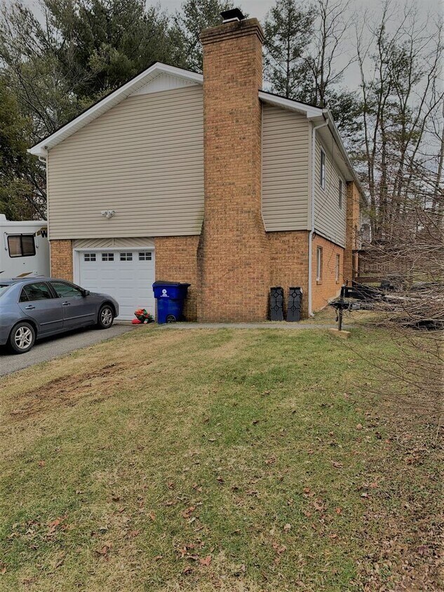 2000 Lombardi Dr, Blacksburg, VA 24060 House Rental in Blacksburg, VA