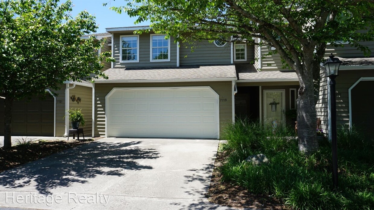 Primary Photo - 2 br, 2.5 bath House - 7719 Wilmington Dr