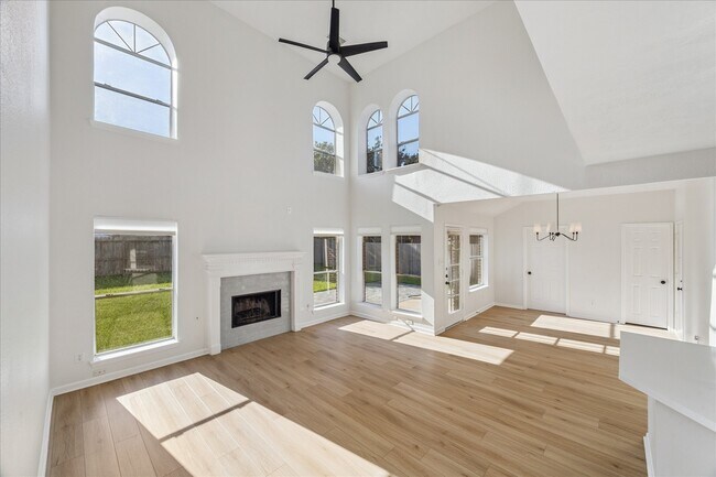 Foto del edificio - 315 Vantage Pointe Cir