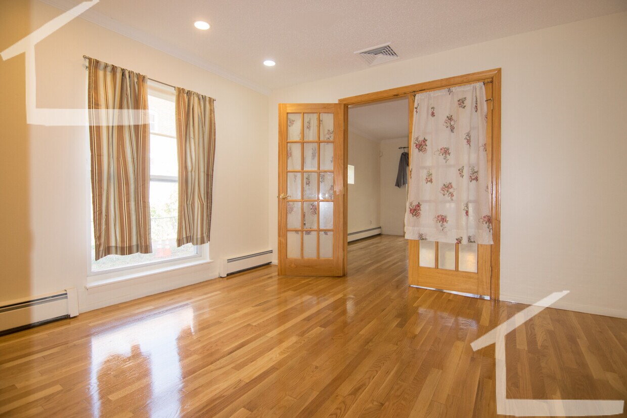 147 Thorndike St, Brookline, MA 02446 House Rental in Brookline, MA