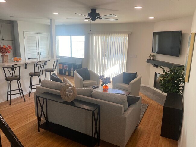 Foto del edificio - 20930 Dalton Ave