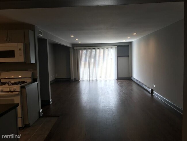 Foto del edificio - 10033 Walnut Terrace