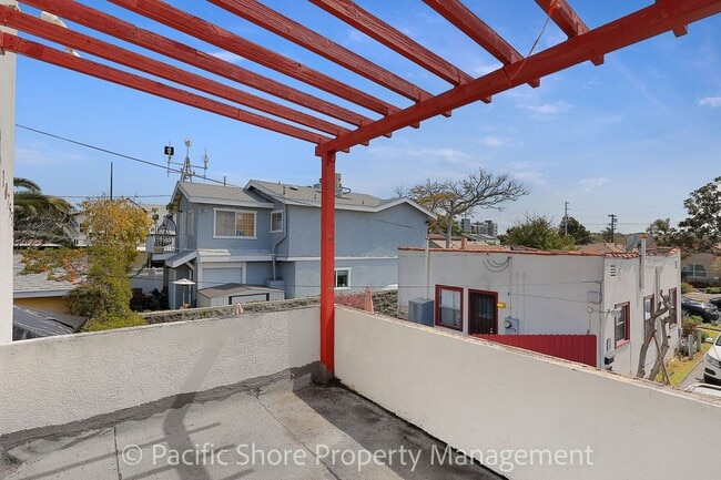 Building Photo - 10753 Tabor St