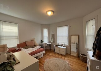 Building Photo - 38 Gorham St