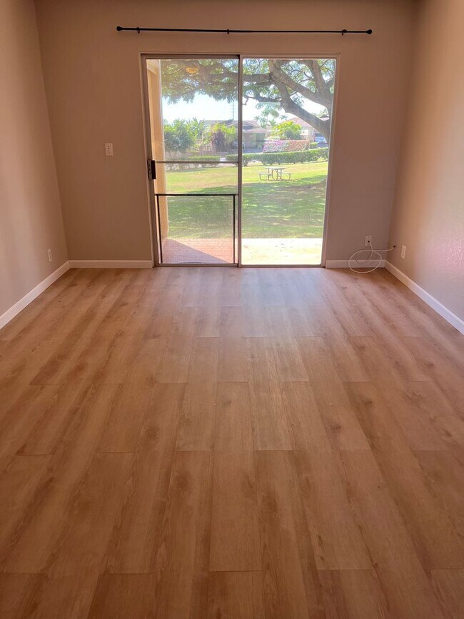 Foto del edificio - Ground Floor Unit in Park View Village in ...