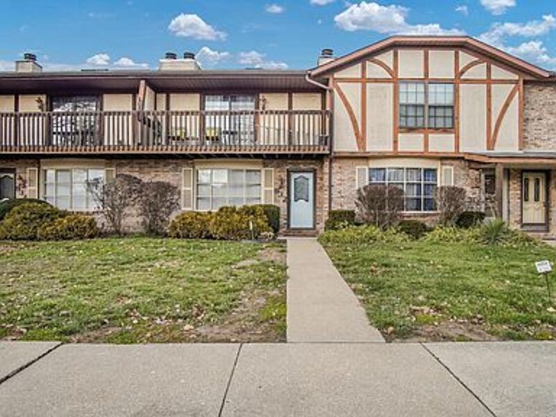 Primary Photo - 932 Maces Grove