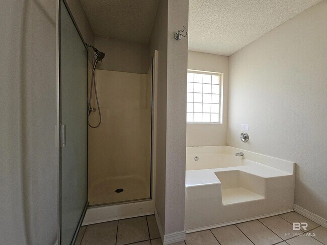 Building Photo - 28262 Turkey Branch Dr