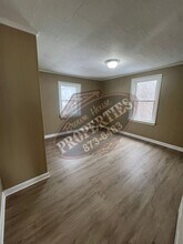 Building Photo - 16 Western Ave