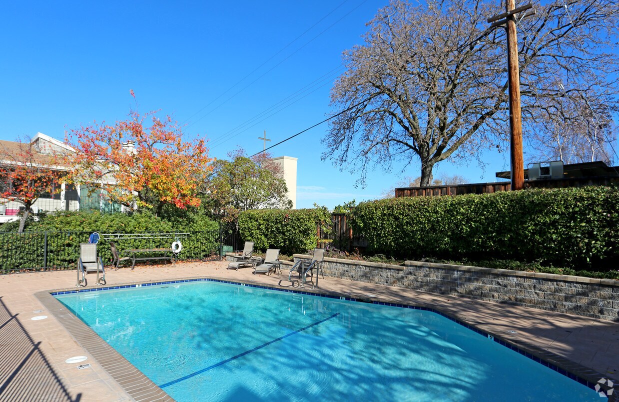 1089 Sunnyvale Ave, Walnut Creek, CA 94597 Apartments in Walnut Creek