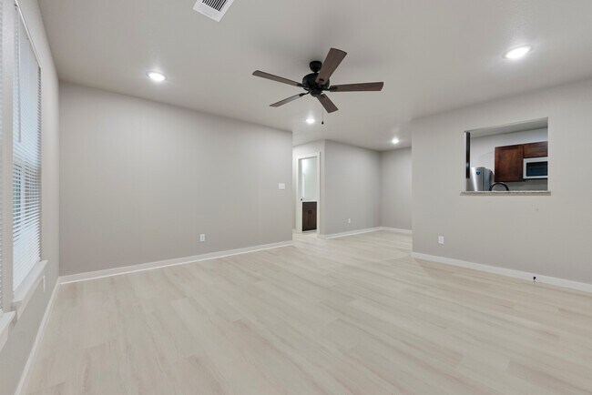 Foto del edificio - Riverbrook Duplexes