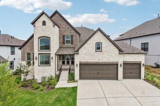 Building Photo - 5201 Olimpico Wy
