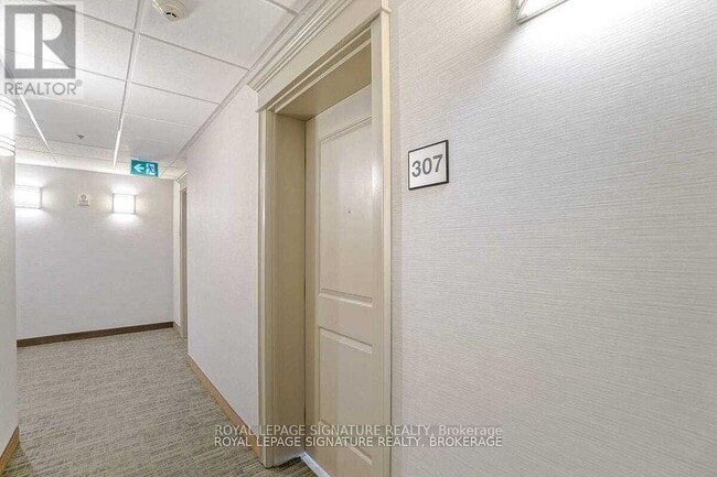 Building Photo - 2490 Old Bronte Rd