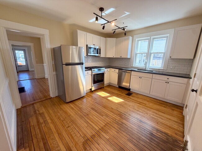 Foto del edificio - 11 Aubin St