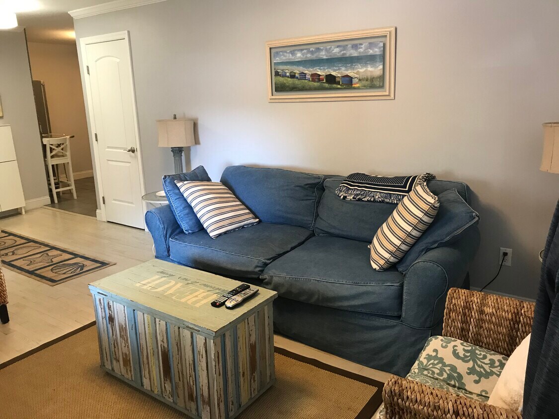 Foto principal - 571 Shore Rd