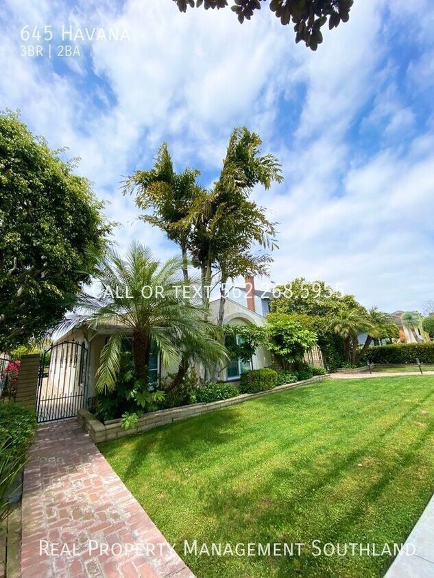 Primary Photo - Remodelled 3/2 Home in Alamitos with MIL S...