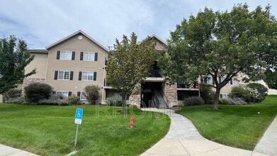 Building Photo - 1656 Westbury Way