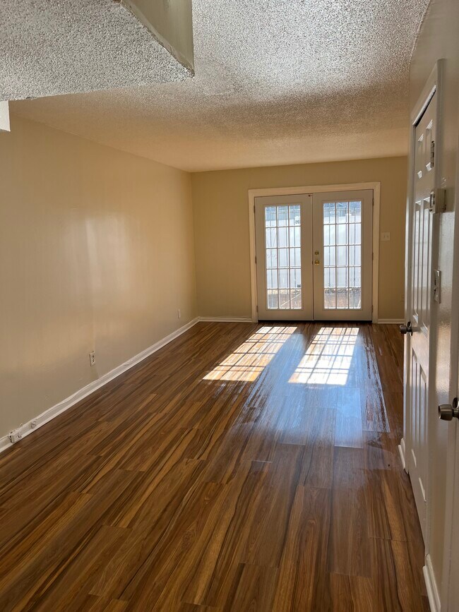 Foto del edificio - 2511 Meharry Blvd