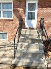 Building Photo - 2205 Lindyview Rd