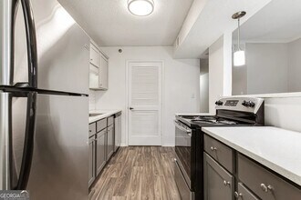 Building Photo - 2330 Cobb Pkwy SE