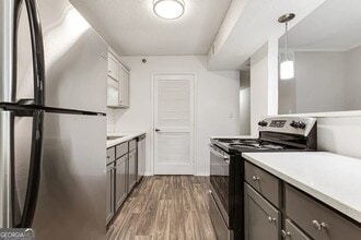 Building Photo - 2330 Cobb Pkwy SE