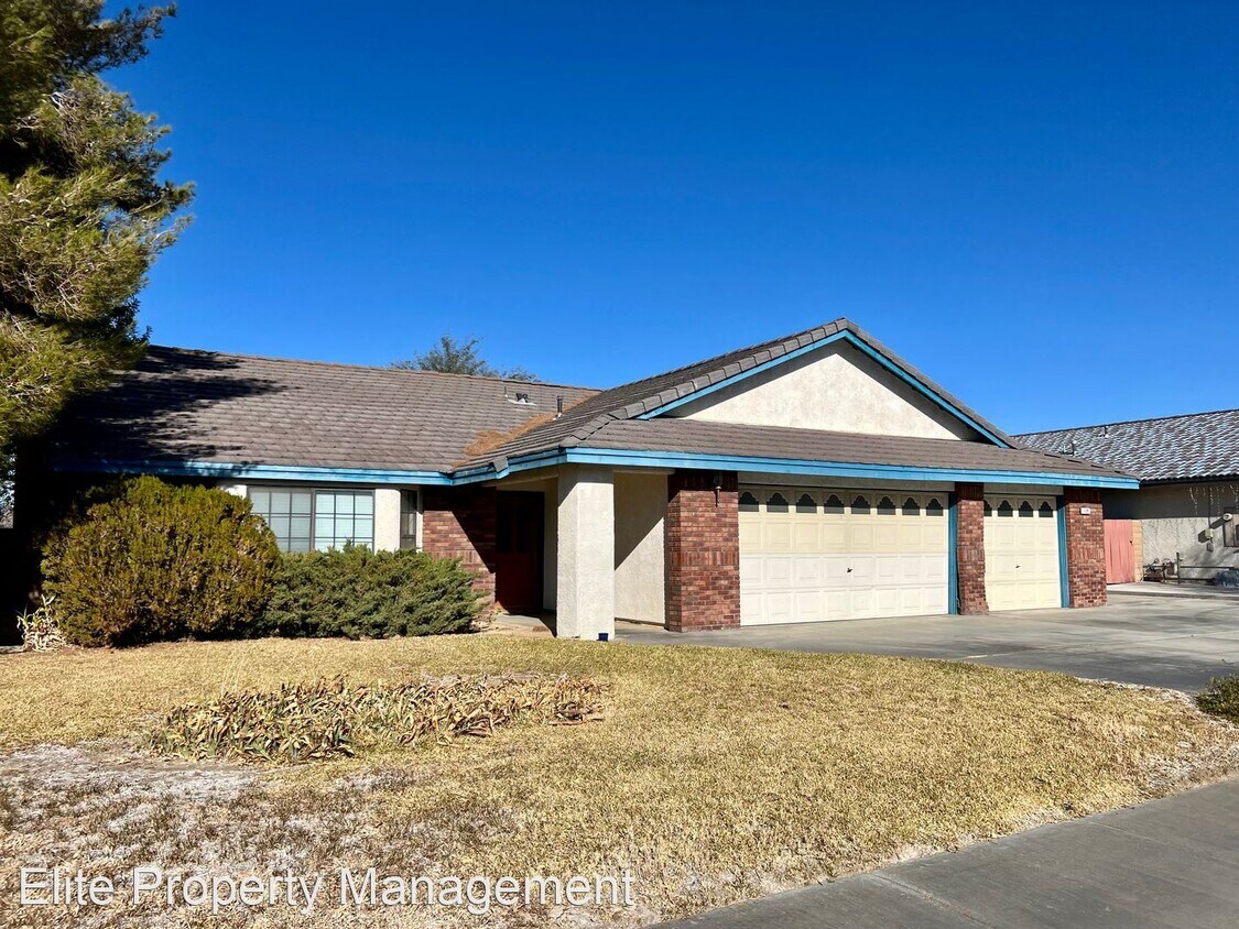 Primary Photo - 3 br, 2.5 bath House - 128 W Mojave Rose