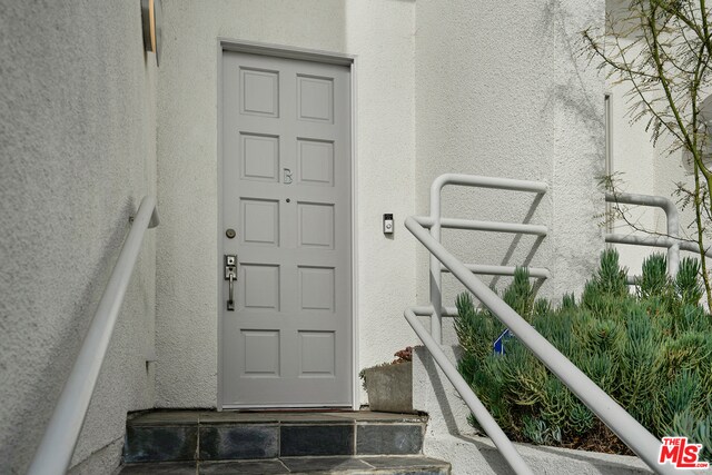 Foto del edificio - 1742 Glendon Ave