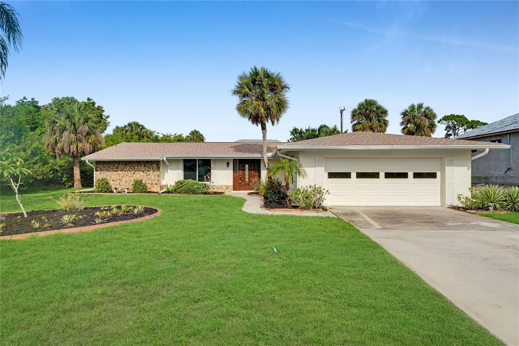 Foto principal - 3307 Pinetree St