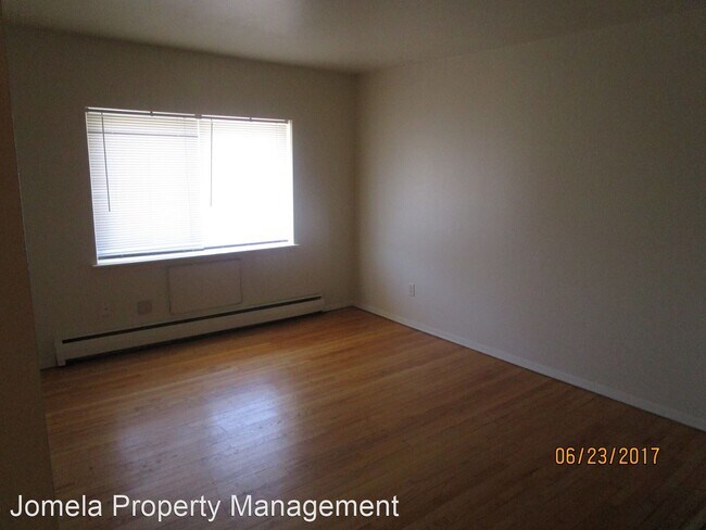 Building Photo - 530 N 27th St