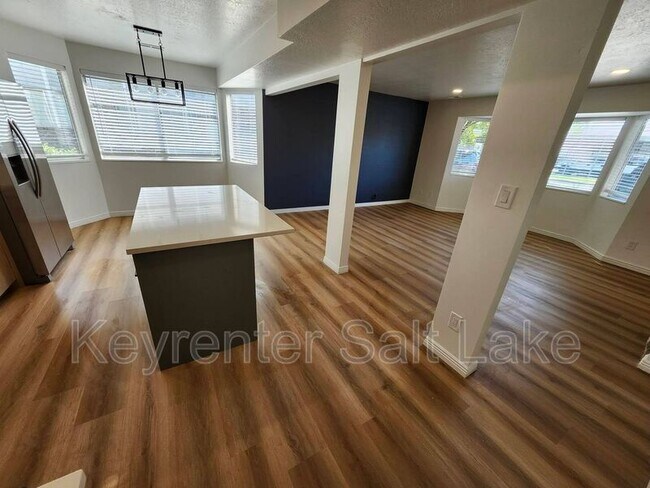 Foto del edificio - 3913 W Rockwood Way