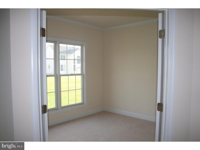 Building Photo - 529 Stone Ridge Dr