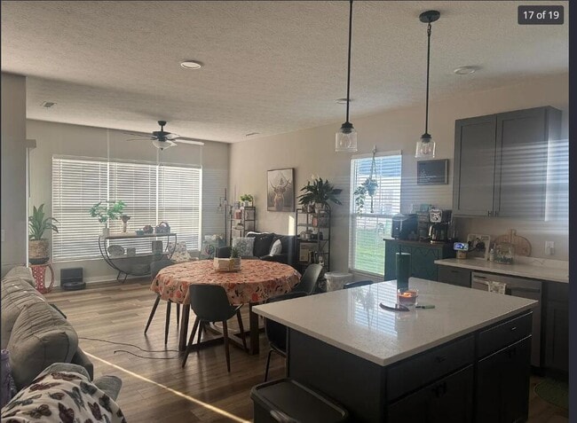 Foto del edificio - 566 Rochdale Run