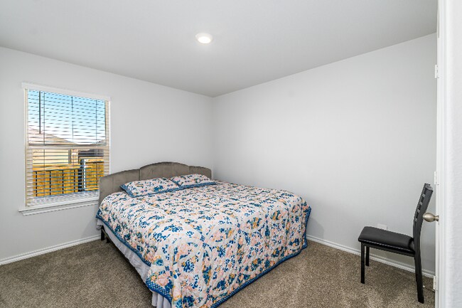 Building Photo - 417 Destin Dr