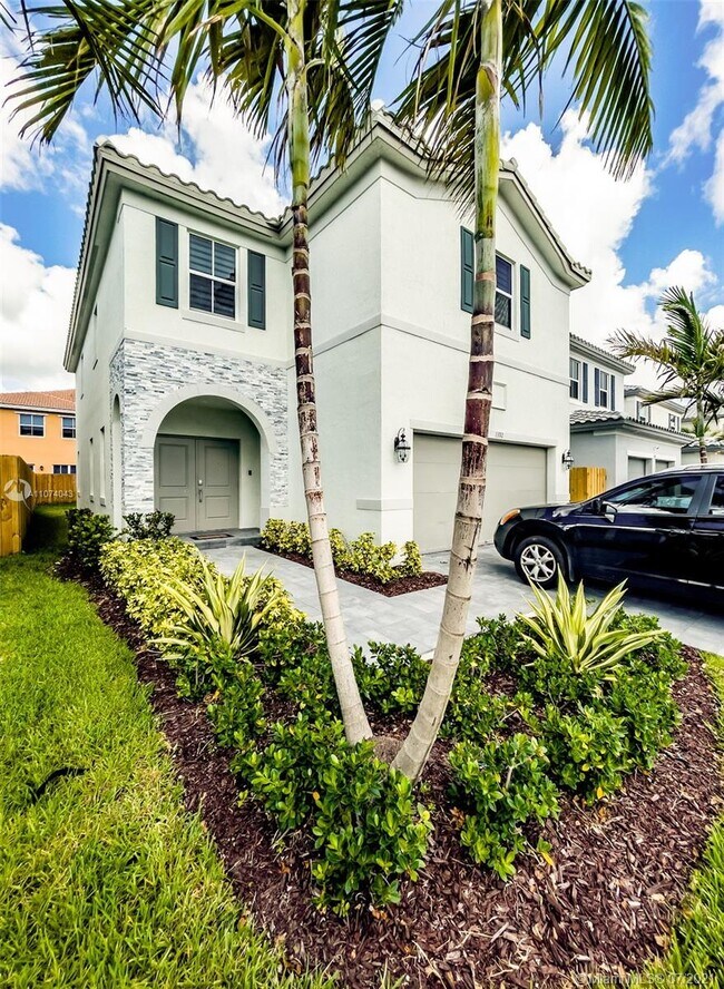Foto del edificio - 1392 SE 26th Ave