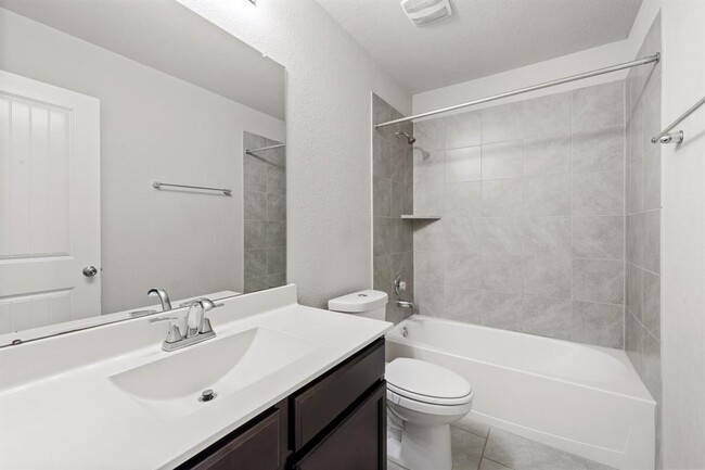 Foto del edificio - 29806 Breakwater Dr