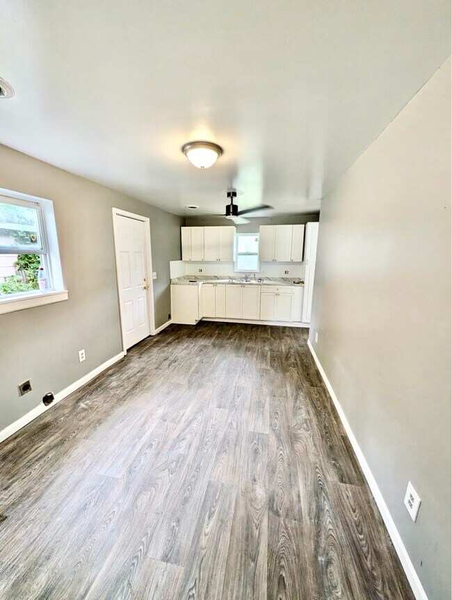 Foto del edificio - 3909 W Kearsley St